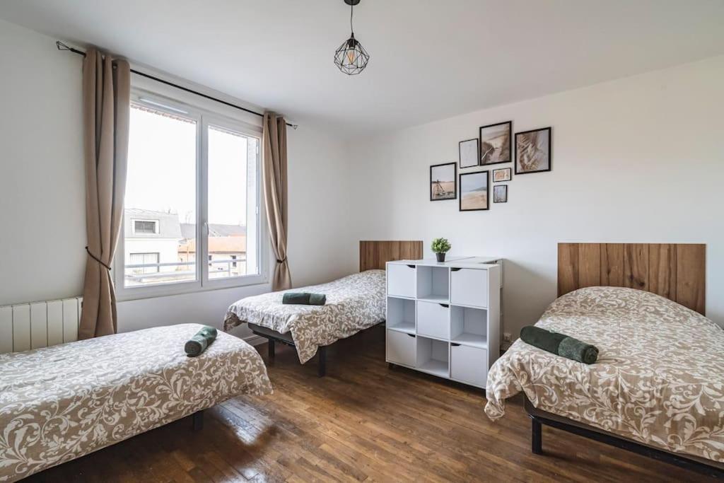 La "Taniere" Pour 6 Personnes Apartment Isles-sur-Suippe Exterior photo