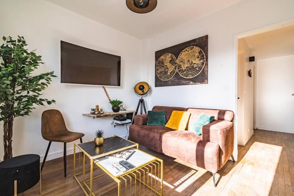 La "Taniere" Pour 6 Personnes Apartment Isles-sur-Suippe Exterior photo