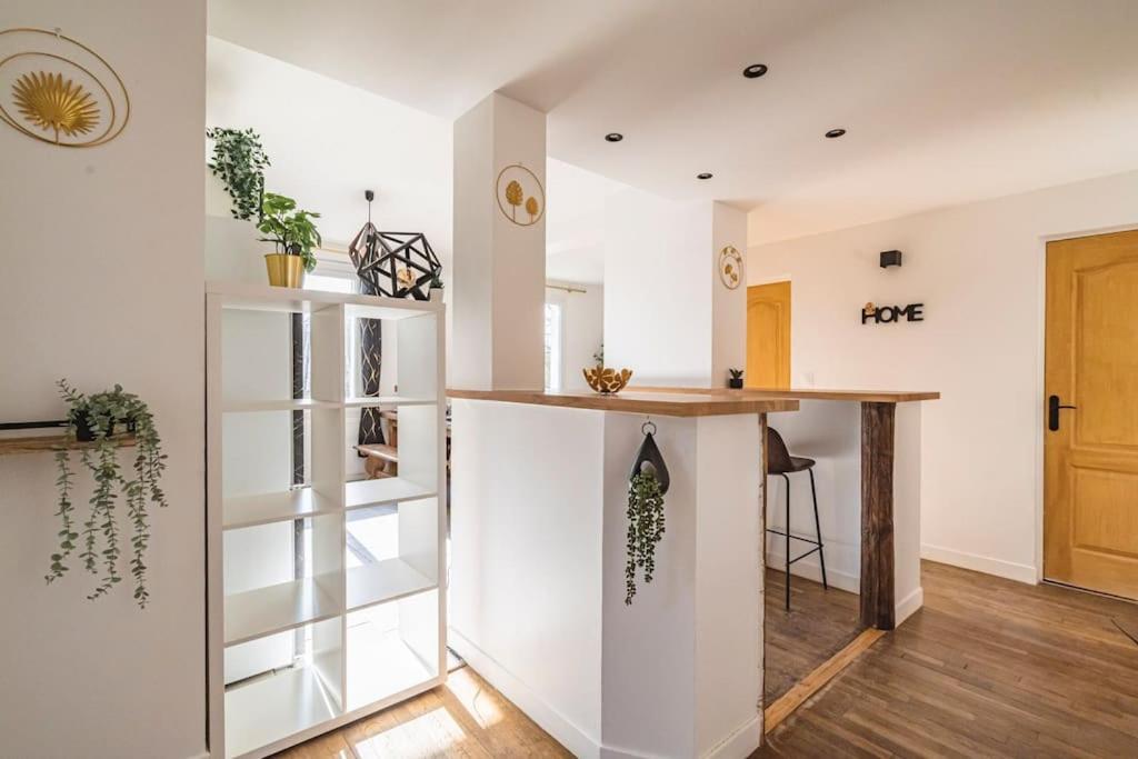 La "Taniere" Pour 6 Personnes Apartment Isles-sur-Suippe Exterior photo