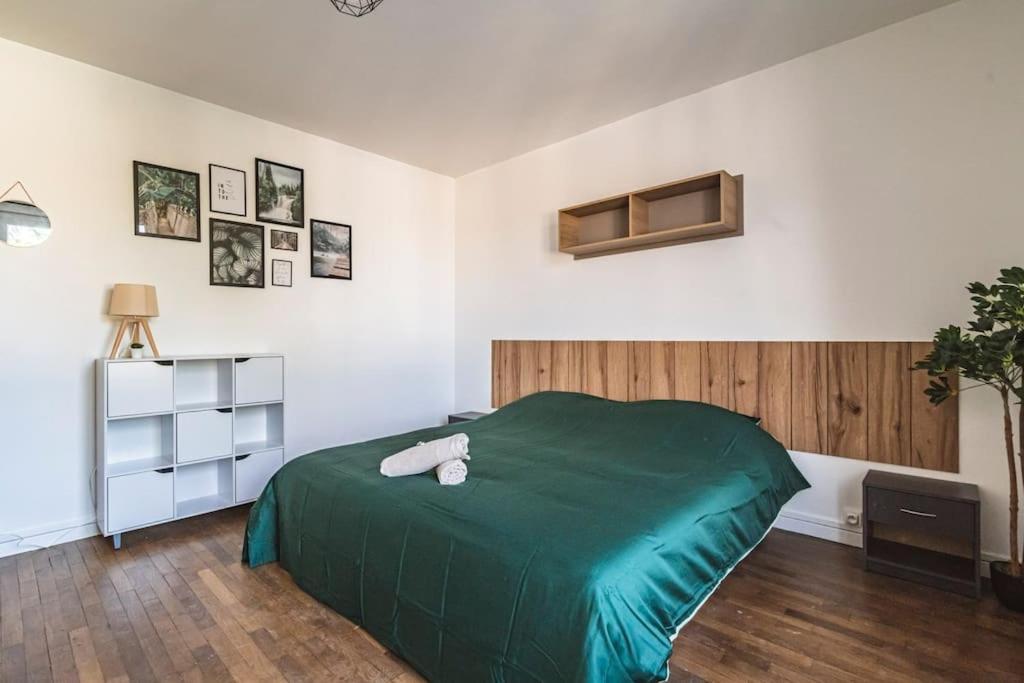 La "Taniere" Pour 6 Personnes Apartment Isles-sur-Suippe Exterior photo